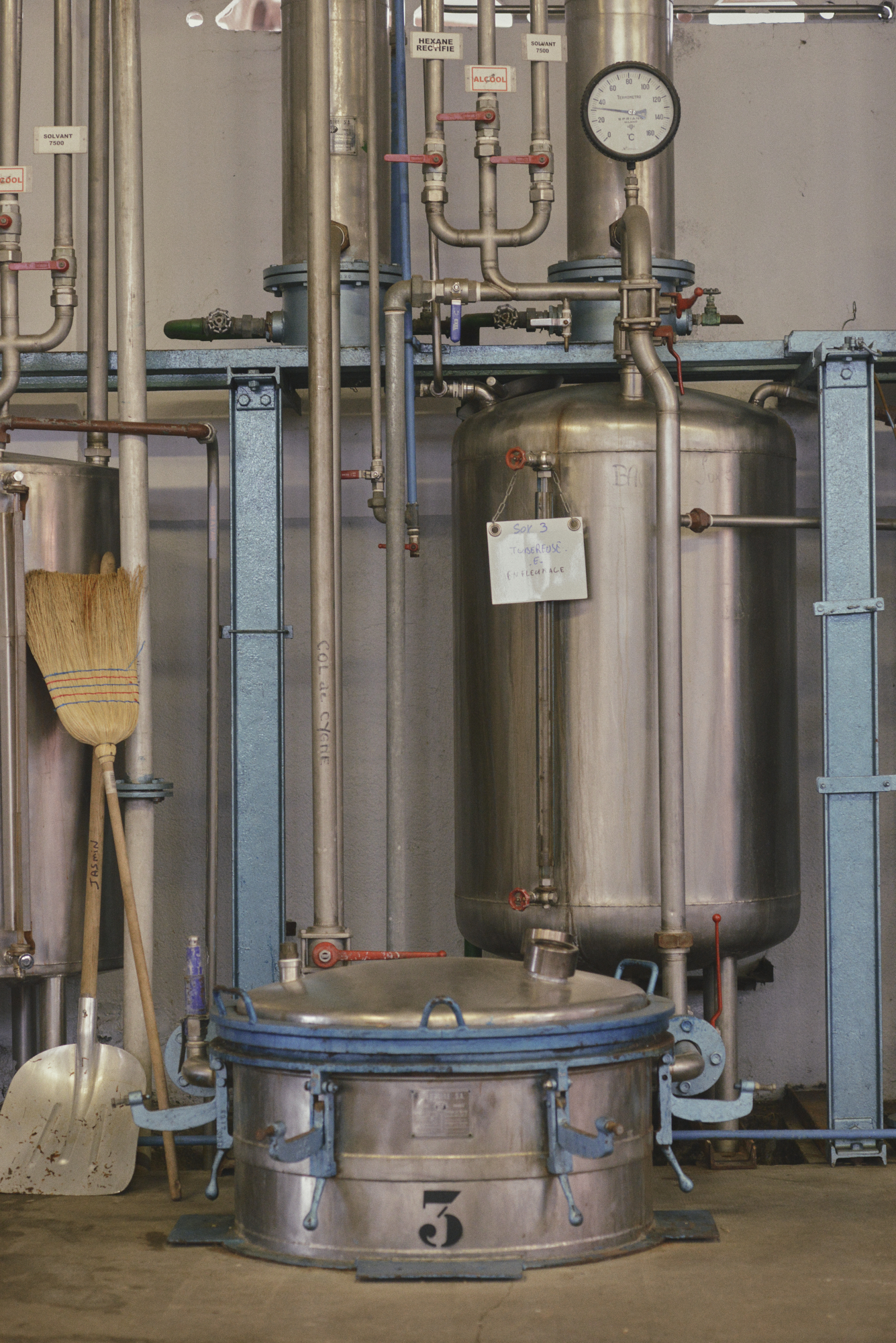 Enfleurage Cyril Gourdin Photo photography art fashion mode France Paris RLLNGR rllngr design 