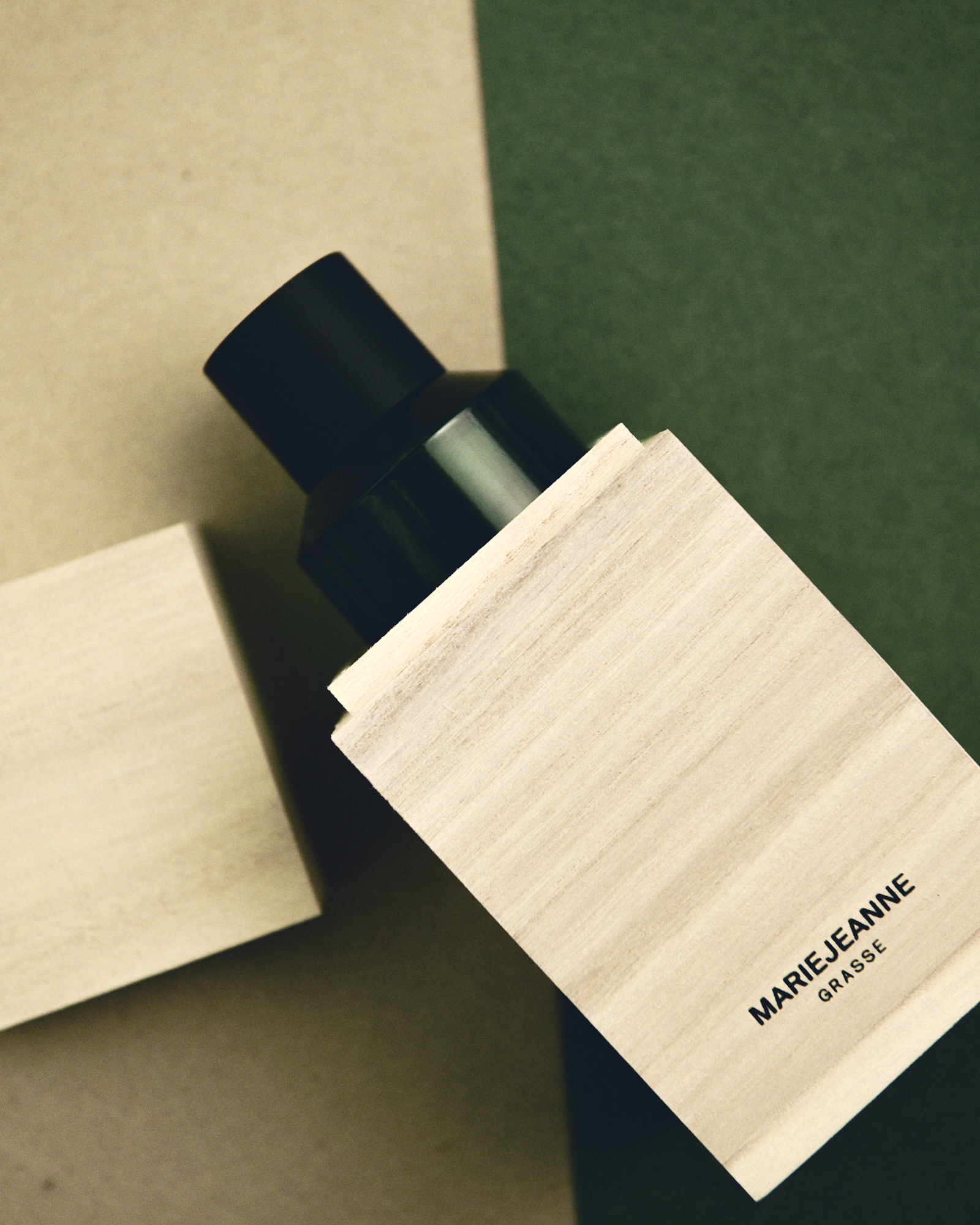 Marie-Jeanne Cyril Gourdin Photo photography art fashion mode France Paris RLLNGR rllngr design 